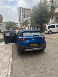 voitures-kia-stonic-2022-tlemcen-algerie