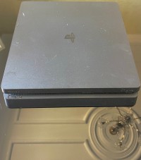 أجهزة-ألعاب-الفيديو-ps4-slim-500-go-2-jeux-manette-boite-بوزريعة-الجزائر