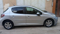 voitures-peugeot-207-2011-bordj-bou-arreridj-algerie