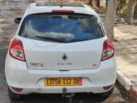 voitures-renault-clio-3-2012-night-and-day-bordj-bou-naama-tissemsilt-algerie