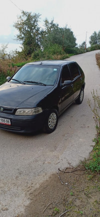 voitures-fiat-palio-2005-fire-souk-el-thenine-bejaia-algerie