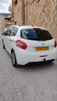 voitures-peugeot-208-2015-constantine-algerie