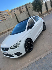 voitures-seat-ibiza-2019-edition-limited-chlef-algerie