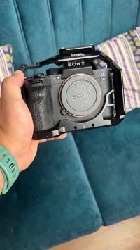 SONY A7S III (Boitier nu avec cage)