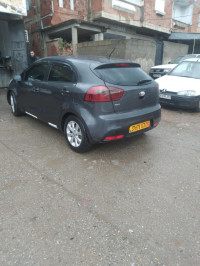 voitures-kia-rio-5-portes-2013-tizi-ouzou-algerie