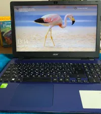 PC laptop  Aspire E5-571G
