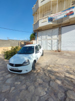 voitures-renault-clio-campus-2014-extreme-ngaous-batna-algerie