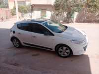 voitures-renault-megane-3-2012-rahouia-tiaret-algerie