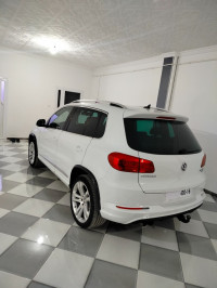 voitures-volkswagen-tiguan-2015-r-line-barika-batna-algerie