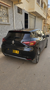 voitures-renault-clio-5-2022-rs-line-ain-el-turck-oran-algerie