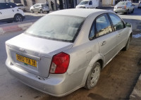 voitures-chevrolet-optra-5-portes-2010-el-oued-algerie