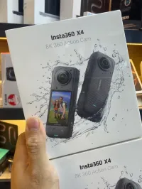 INSTA 360 X4