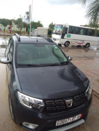 voitures-dacia-sandero-2017-stepway-bordj-el-kiffan-alger-algerie