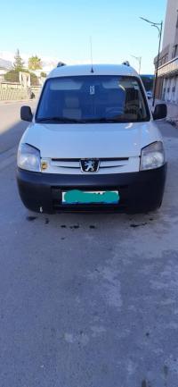 السيارات-النفعية-peugeot-partner-2014-البويرة-الجزائر