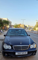 voitures-mercedes-classe-c-2005-avangard-blida-algerie