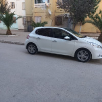 voitures-peugeot-208-2015-el-eulma-setif-algerie