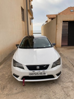 voitures-seat-leon-2015-tdi-bou-ismail-tipaza-algerie