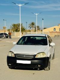 سيارات-chevrolet-optra-4-portes-2005-بسكرة-الجزائر