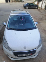 voitures-peugeot-208-2014-allure-ouled-hedadj-boumerdes-algerie