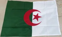 Les drapeaux et l'écharpes d'Algérie 