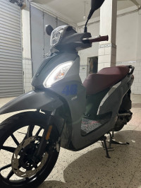 motos-et-scooters-sym-st-2024-foughala-biskra-algerie