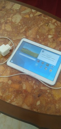كمبيوتر-لوحي-samsung-galaxy-tab-4-تيزي-وزو-الجزائر