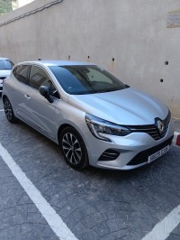 cars-renault-clio-5-2023-techno-beni-djellil-bejaia-algeria