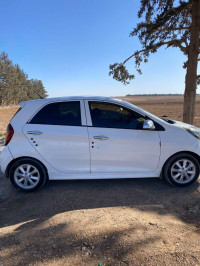 voitures-kia-picanto-2015-el-eulma-setif-algerie