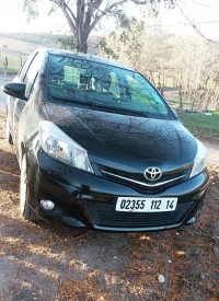 voitures-toyota-yaris-2012-batna-algerie