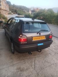 سيارات-volkswagen-golf-3-1993-بوزغن-تيزي-وزو-الجزائر