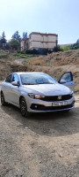 voitures-fiat-tipo-2023-sour-el-ghouzlane-bouira-algerie