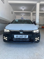 voitures-volkswagen-golf-8-2024-gtd-larbaa-blida-algerie