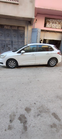 voitures-citroen-c4-2013-oran-algerie