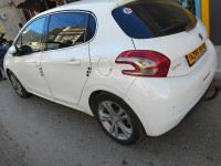 voitures-peugeot-208-2014-active-relizane-algerie