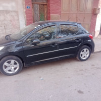 voitures-peugeot-207-2011-hammam-bouhadjar-ain-temouchent-algerie