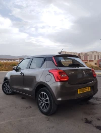 Suzuki SWIFT DUBAÏ BOIT AUTO 1ER MAIN JDIDA 2022 GLX LA TT MAJMOLA