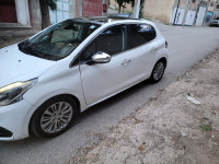 voitures-peugeot-208-2016-allure-facelift-tizi-ouzou-algerie