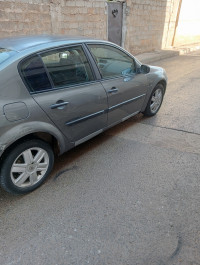 voitures-renault-megane-2-2004-blida-algerie