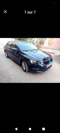 voitures-skoda-octavia-2019-business-zeralda-alger-algerie