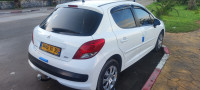 voitures-peugeot-207-2012-el-kharrouba-boumerdes-algerie