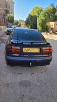 voitures-renault-laguna-1-1995-djelfa-algerie