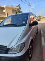 voitures-mercedes-vito-2009-639-hammedi-boumerdes-algerie