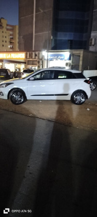 voitures-hyundai-i20-2019-bir-el-djir-oran-algerie