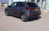 voitures-hyundai-i20-2020-prestige-bir-el-djir-oran-algerie