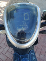 motos-scooters-vms-cuxi-2-2022-guelma-algerie