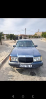 voitures-mercedes-classe-e-1993-el-harrach-alger-algerie