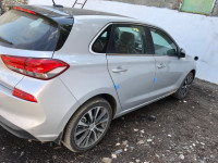 moyenne-berline-hyundai-i30-2019-toute-options-larbaa-nath-irathen-tizi-ouzou-algerie