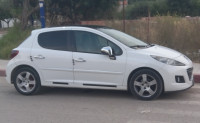 voitures-peugeot-207-2011-allure-bejaia-algerie