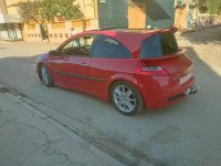 moyenne-berline-renault-megane-2-2003-hennaya-tlemcen-algerie