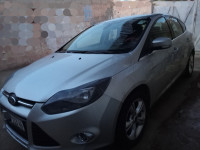 voitures-ford-focus-5-portes-2013-trend-sport-sig-mascara-algerie